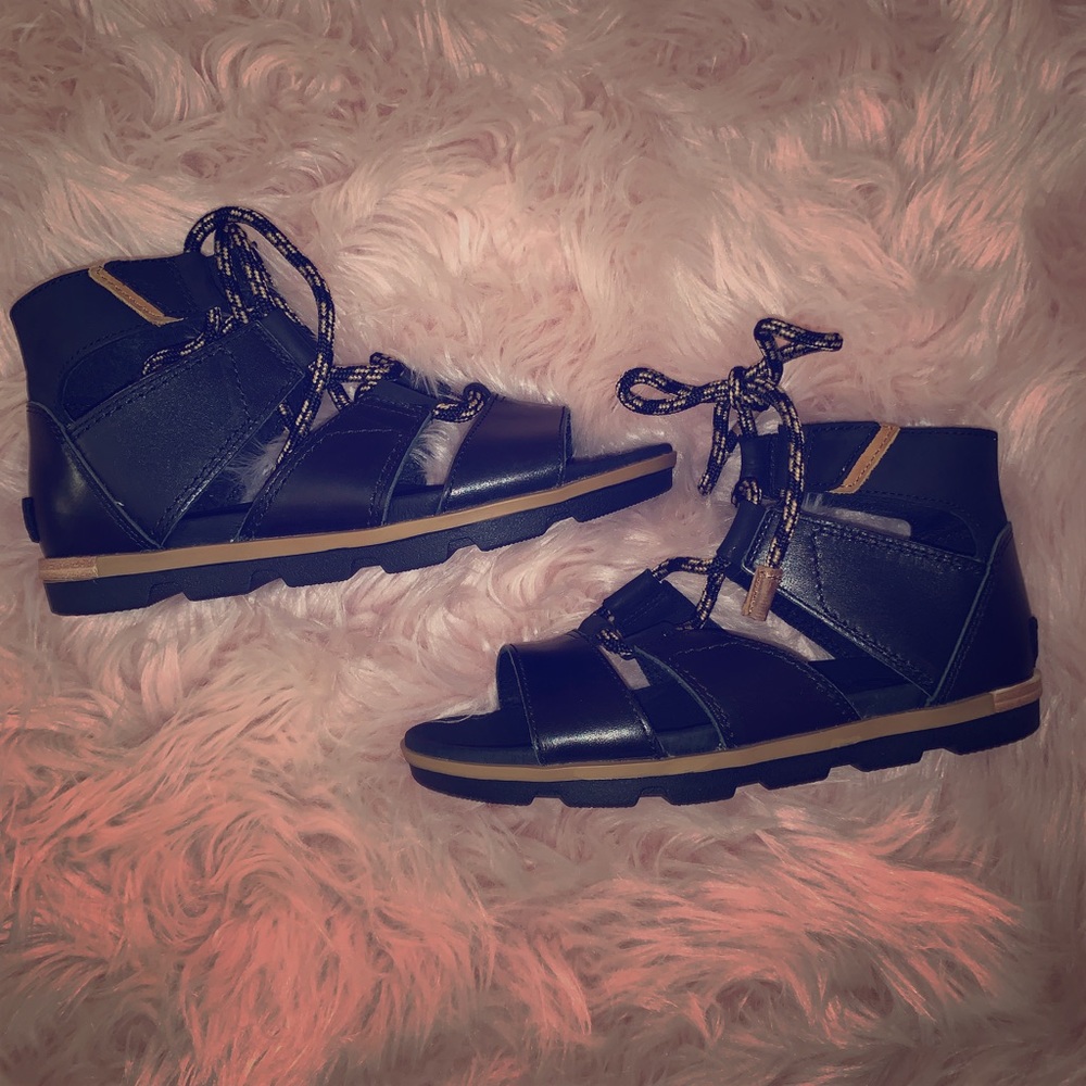 Cute pair of Sorel sandals size 8.5...